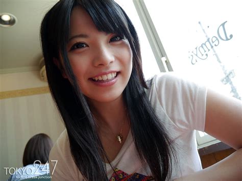 Ai Uehara announces her retirement from AV industry.